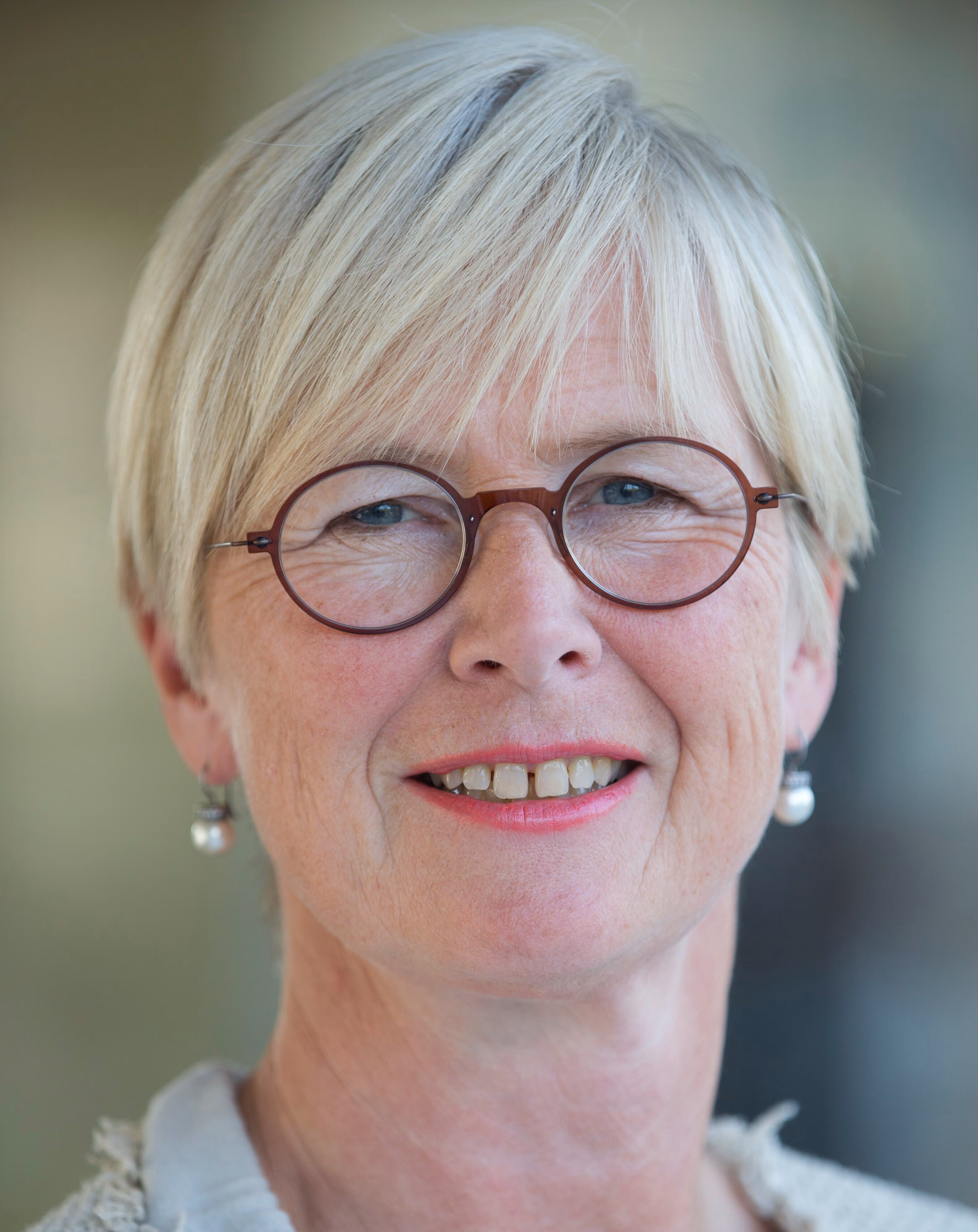 Dr. Bente Mikkelsen