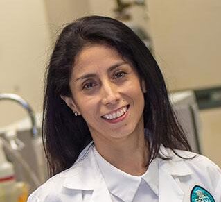 Dr Claudia Herrera