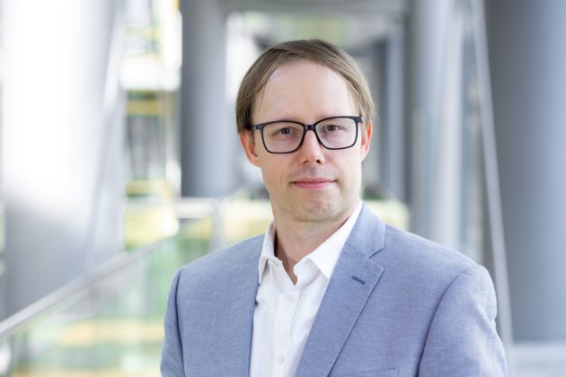 Portrait image of Dr Matias Nordaby