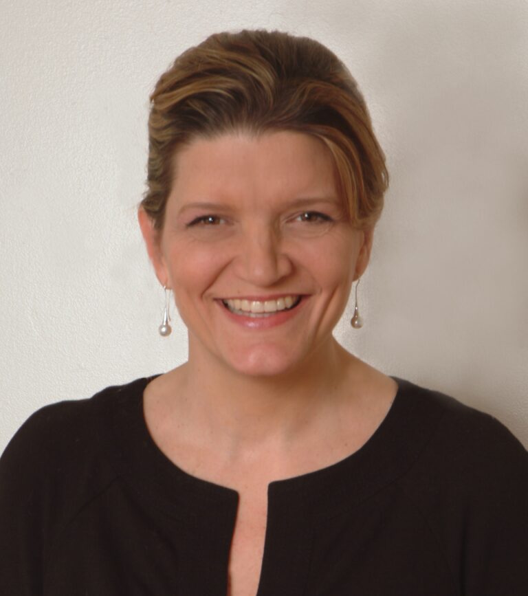 Headshot of Johanna Ralston