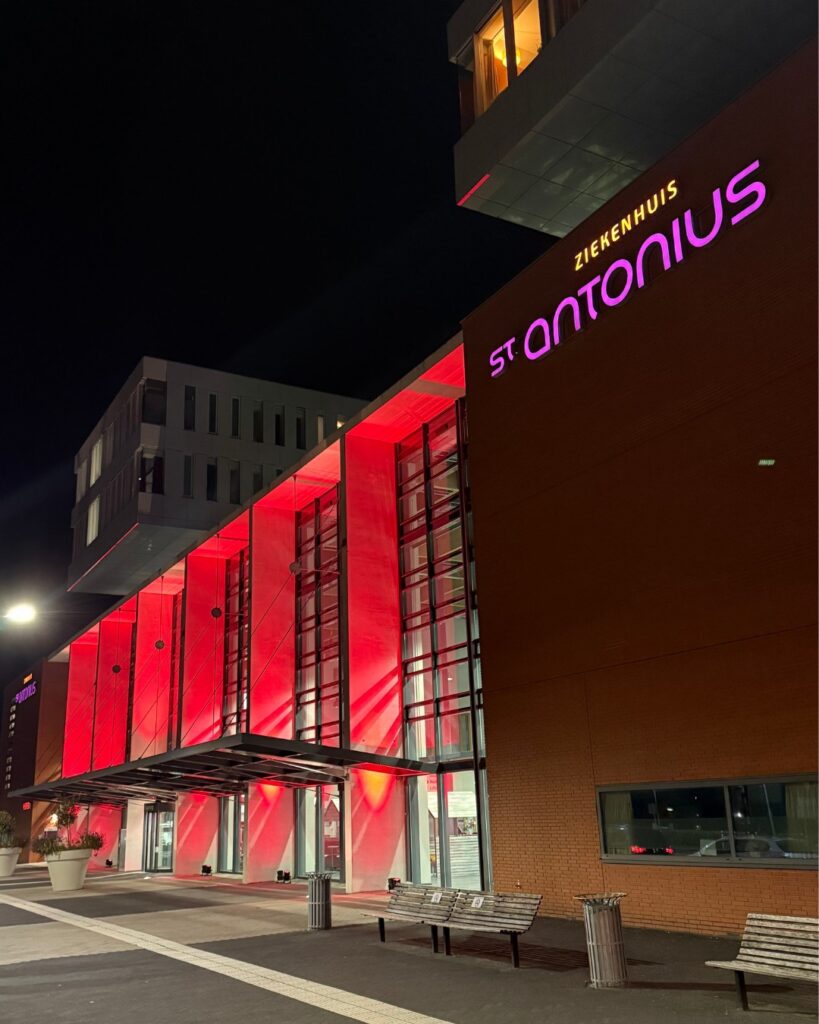 Utrecht-Netherlands-St.-Antonius-Ziekenhuis- World Heart Day 2025 - Illuminated red