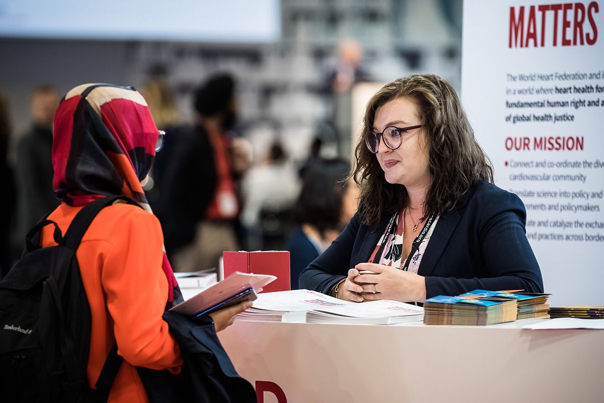 Women-discussing-WHF-World-Congress-of-Cardiology-2019