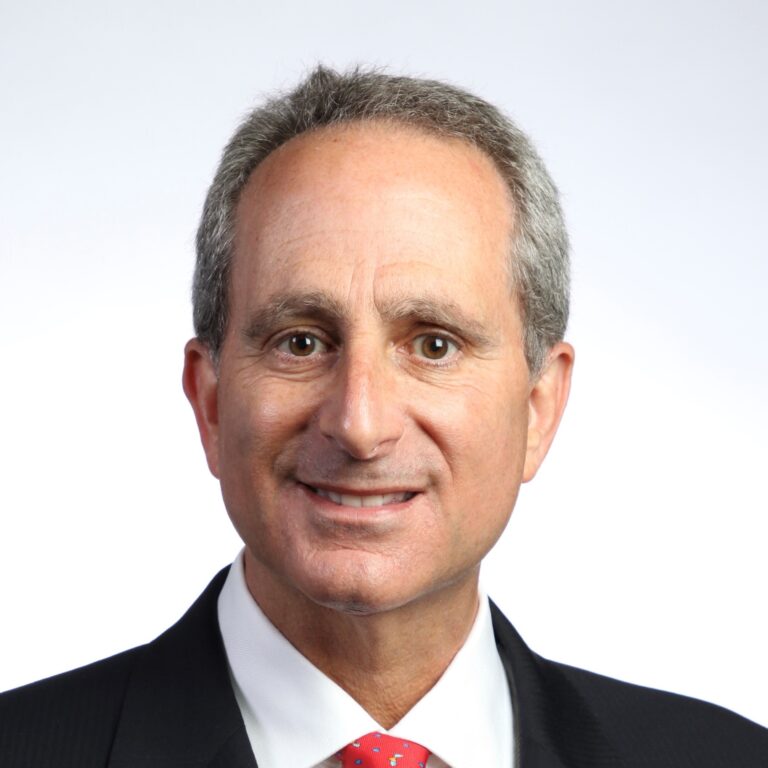 Portrait photo of Dr Laurence Sperling