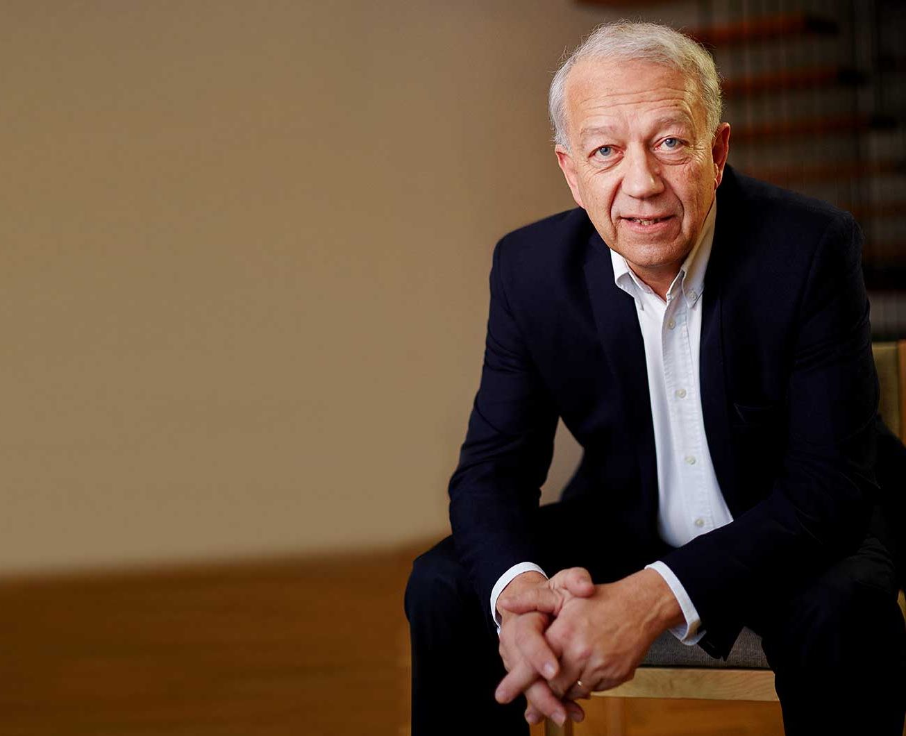 Professor Pekka Puska recognized with WHF Lifetime Achievement Award