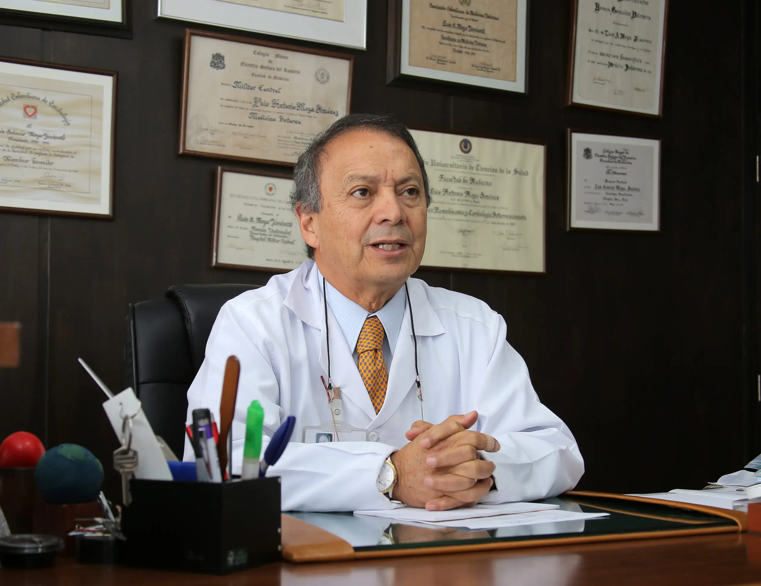 Dr Luis Moya Jiménez